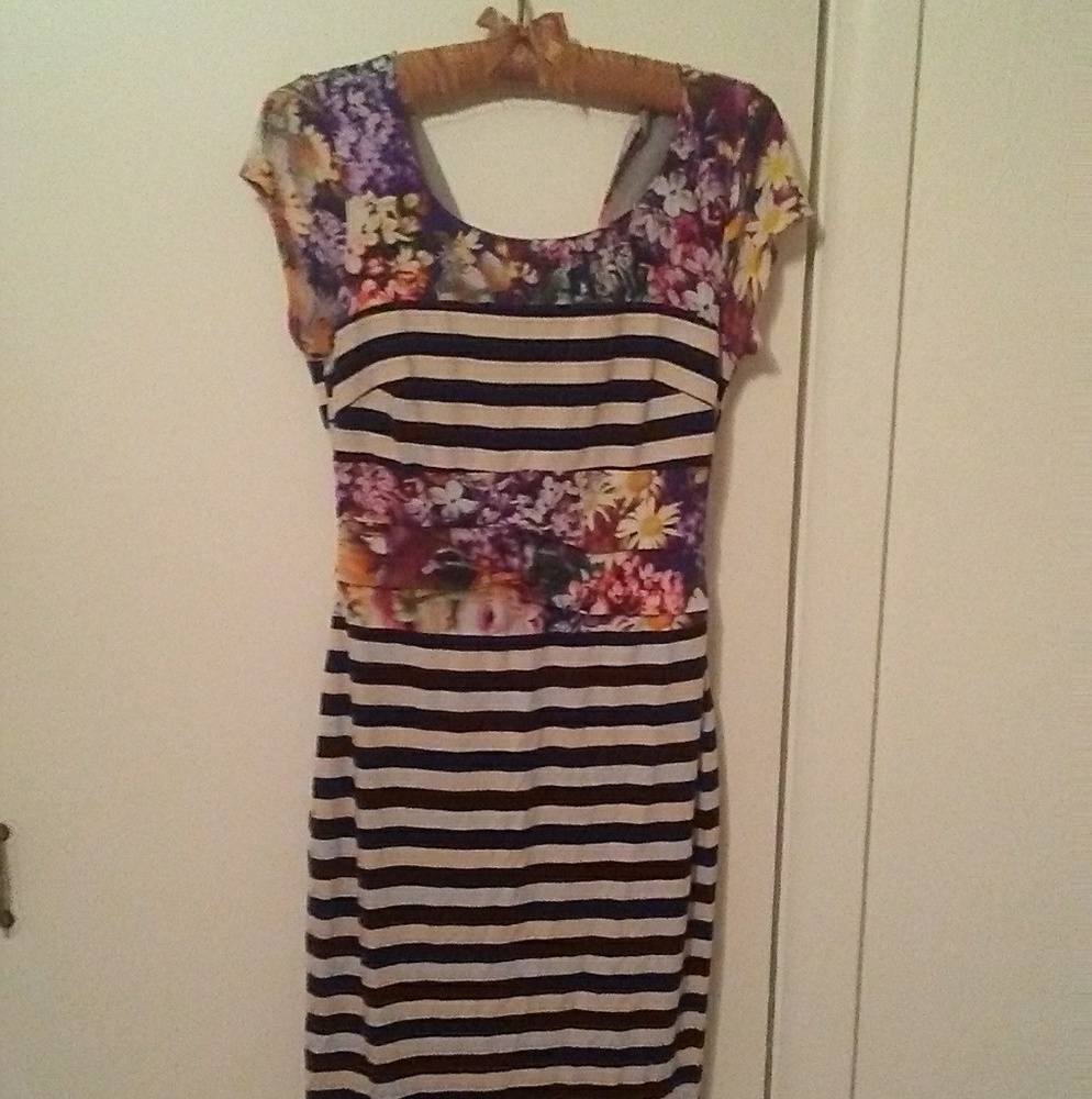 Artelier by Nicole Miller stretchy column dress